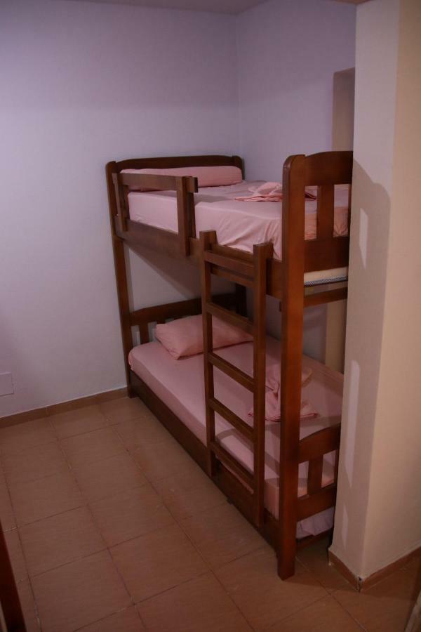 Eden Hostel Tirana Eksteriør billede